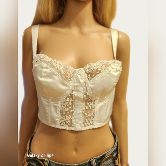 PRINCESS POLLY Elegant WHITE  Lace Bustier Top, SZ MED, EUC - Picture 1 of 17